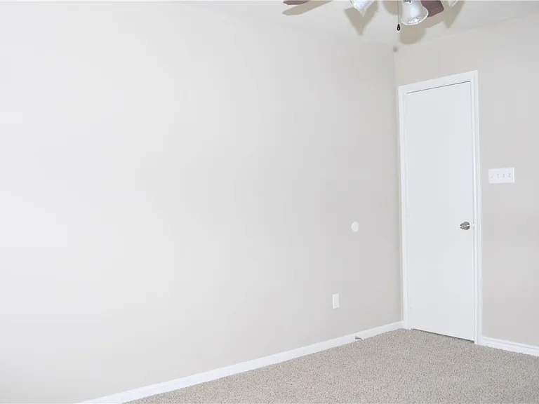 1206 Oney Hervey Dr — Photo 8