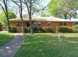 711 Green Cove Ln, Dallas, TX 75232