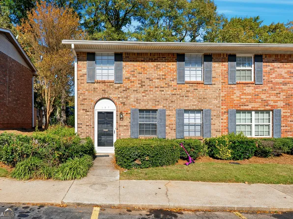 137 Northdale Pl, Lawrenceville, GA 30046