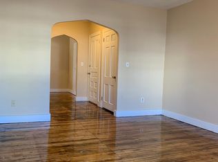 159 River Ave APT 1D, Providence, RI 02908