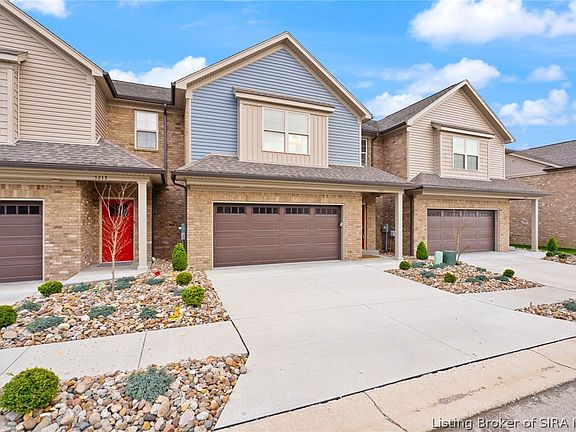 2nd image of 5211 N Hampton Court Lot #1517
