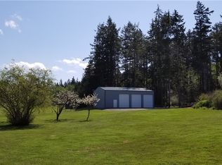 1859 Fort Nugent Rd, Oak Harbor, WA 98277