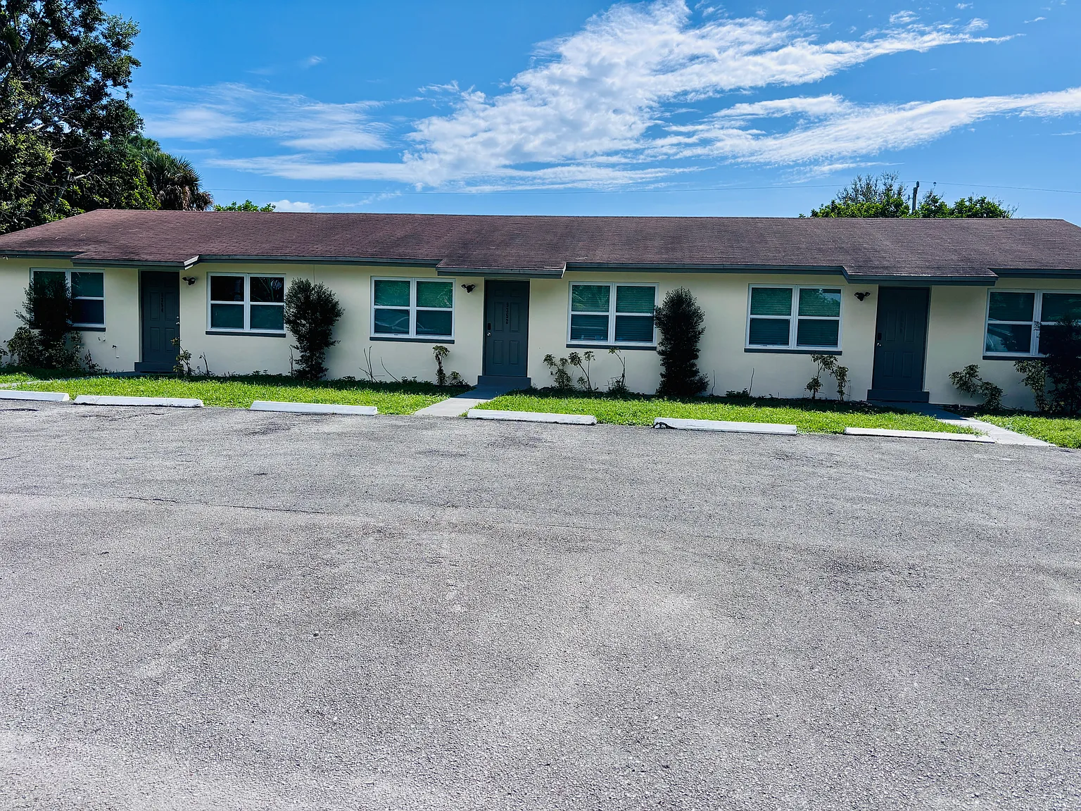 2 bed, $2,290 — Photo 2