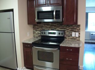 2 Brook Rd, Salem, NH 03079
