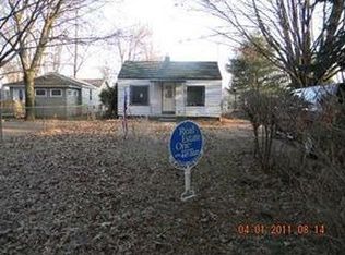 6820 Goldenrod Dr NE, Rockford, MI 49341