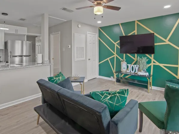 1984 Brightside Dr APT 207, Baton Rouge, LA 70820