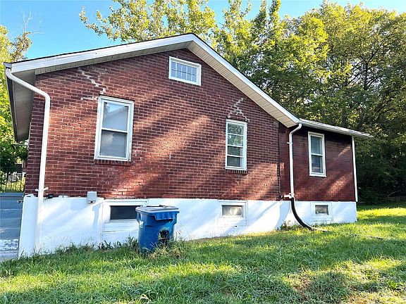 2nd image of 2814 Wheaton Ave