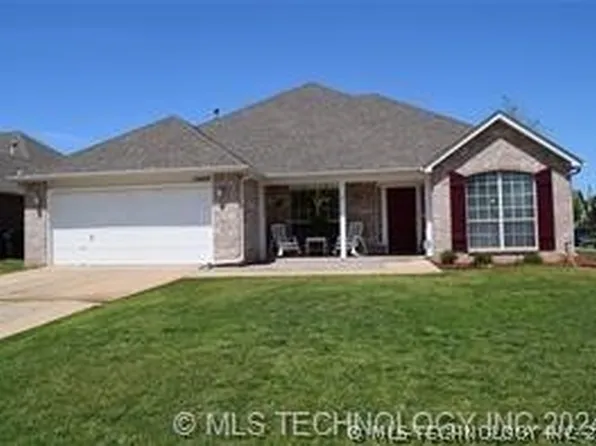 13609 E 90th Ct N, Owasso, OK 74055