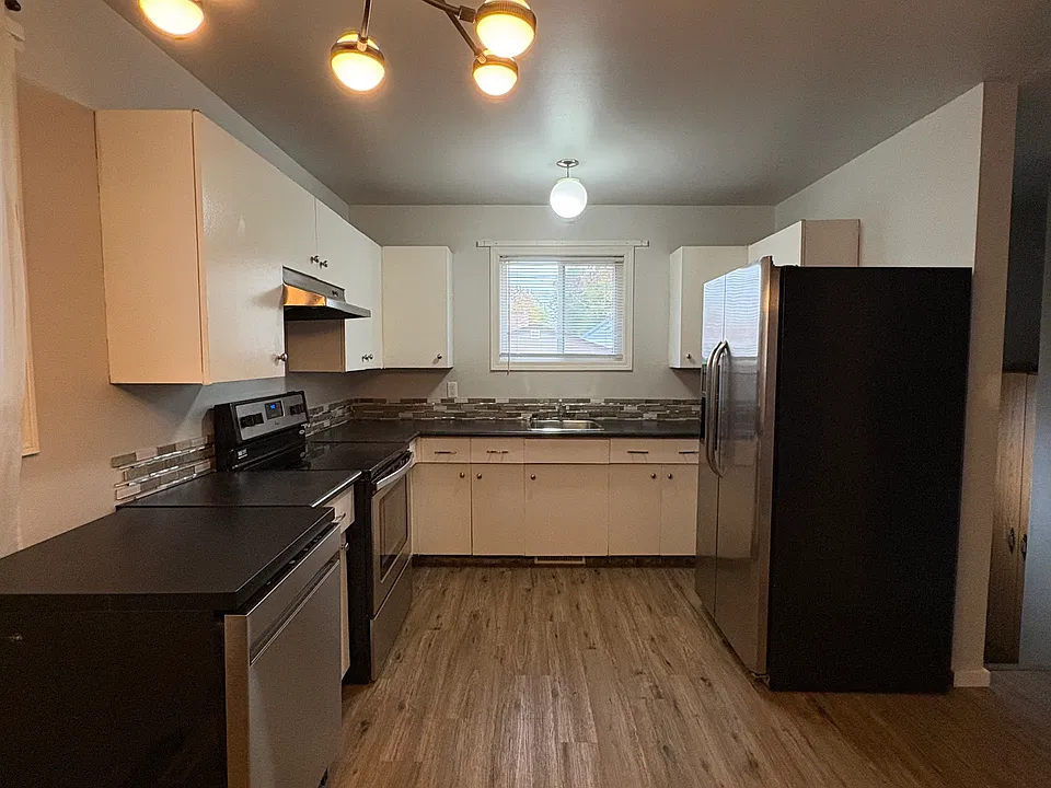 174 Clyde Rd