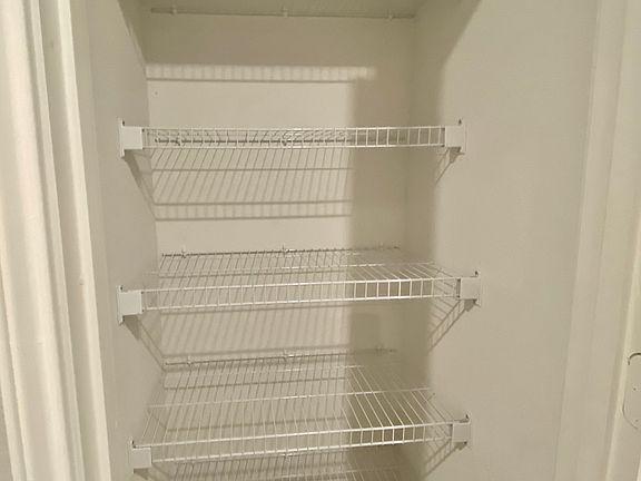 3rd image of 237 Mount Vernon Way