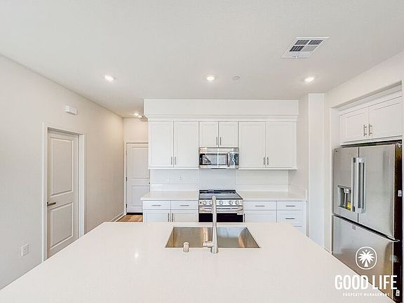 5th image of 7006 Solara Way