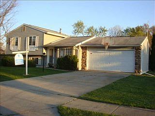 1st image of 1861 Almond Dr
