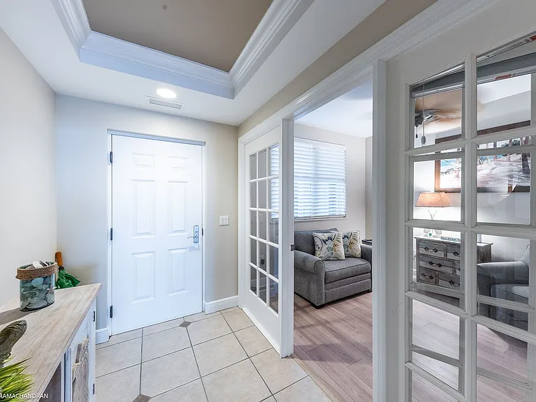 3313 Sunset Key Cir #403 — Photo 4