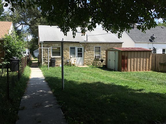 4th image of 5920 N 33rd Ave