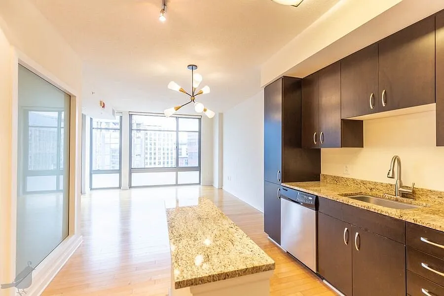 475 K St NW #812