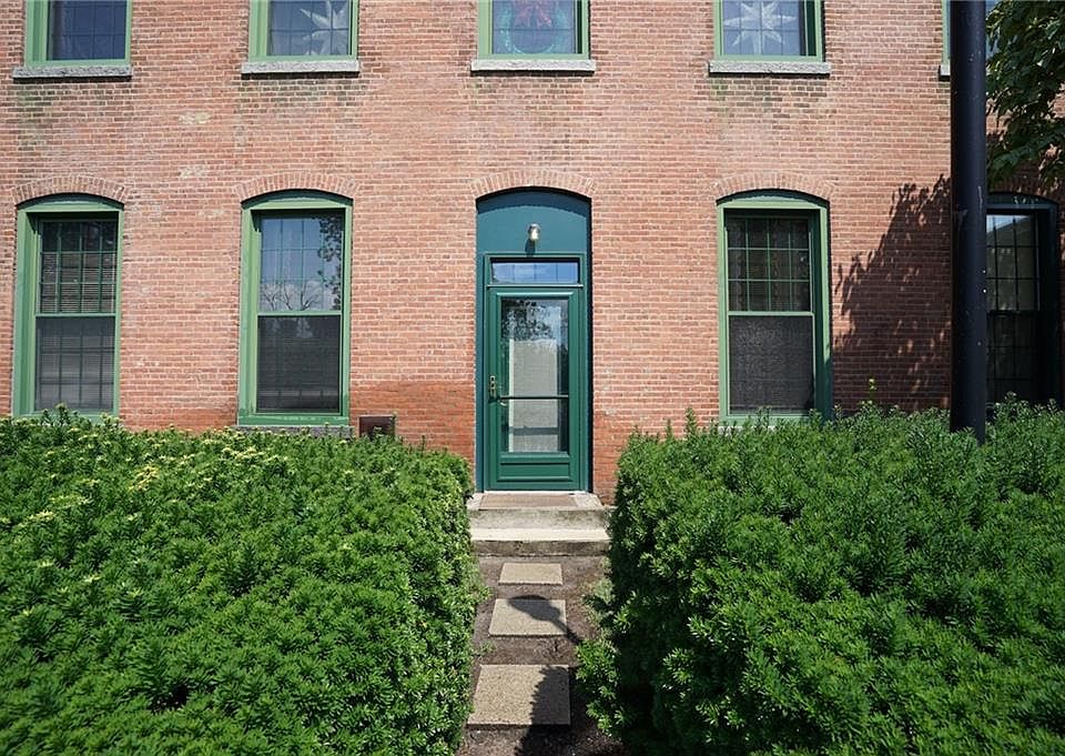 1st image of 300 Front St APT 114