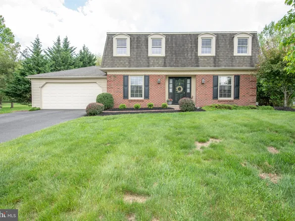 125 Merry Dell Dr, Churchville, PA 18966
