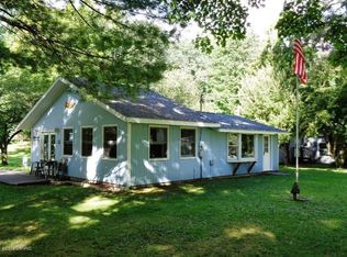 7665 S Main St, Newaygo, MI 49337