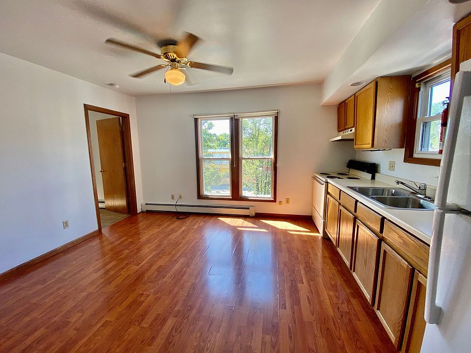 1st image of 514 W Cross St APT 3