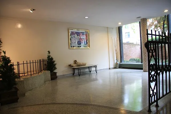 Rented by Lang Realty LLC | media 26