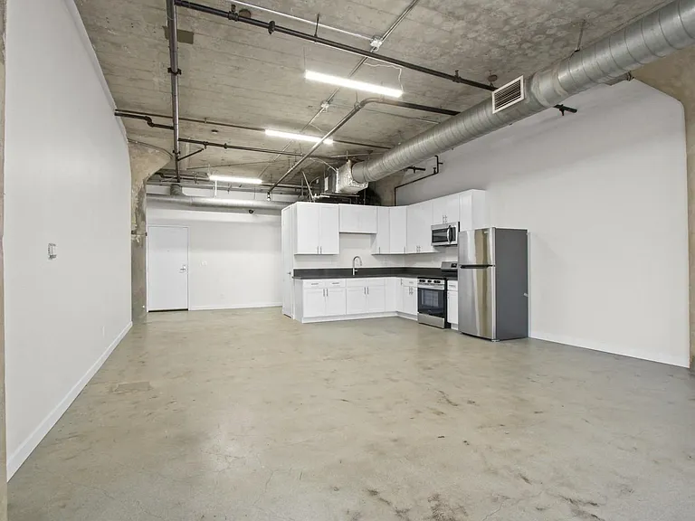 RiverFront live - Work Lofts — Photo 40