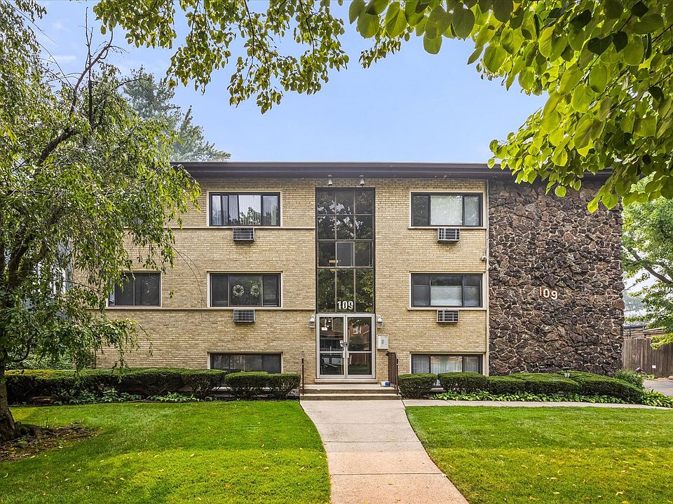 1st image of 109 S Elmwood Ave APT 2