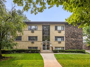 109 S Elmwood Ave APT 2, Oak Park, IL 60302