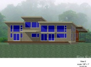 62 Three Oaks Dr, Asheville, NC 28804