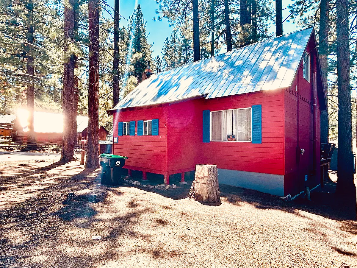 Photo 2 of 16 - 1092 Reno Ave #1092 - South Lake Tahoe, CA Building Photo - 1092 Reno Ave #1092