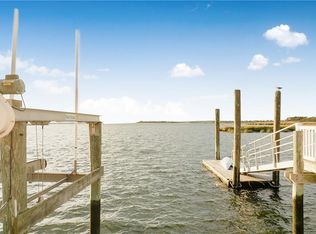 718 Shad Creek Rd, Broad Channel, NY 11693