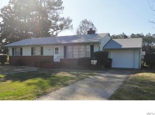 11405 Yorkdale Dr, North Prince George, VA 23860