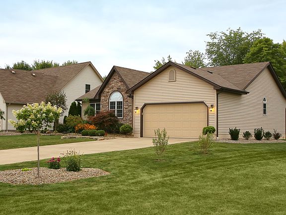 2nd image of 6244 Herons Cir