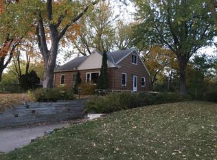 5013 Mayview Rd, Minnetonka, MN 55345