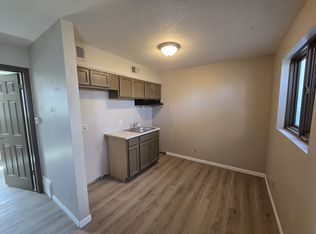 716 Randolph St APT 4, Waterloo, IA 50702