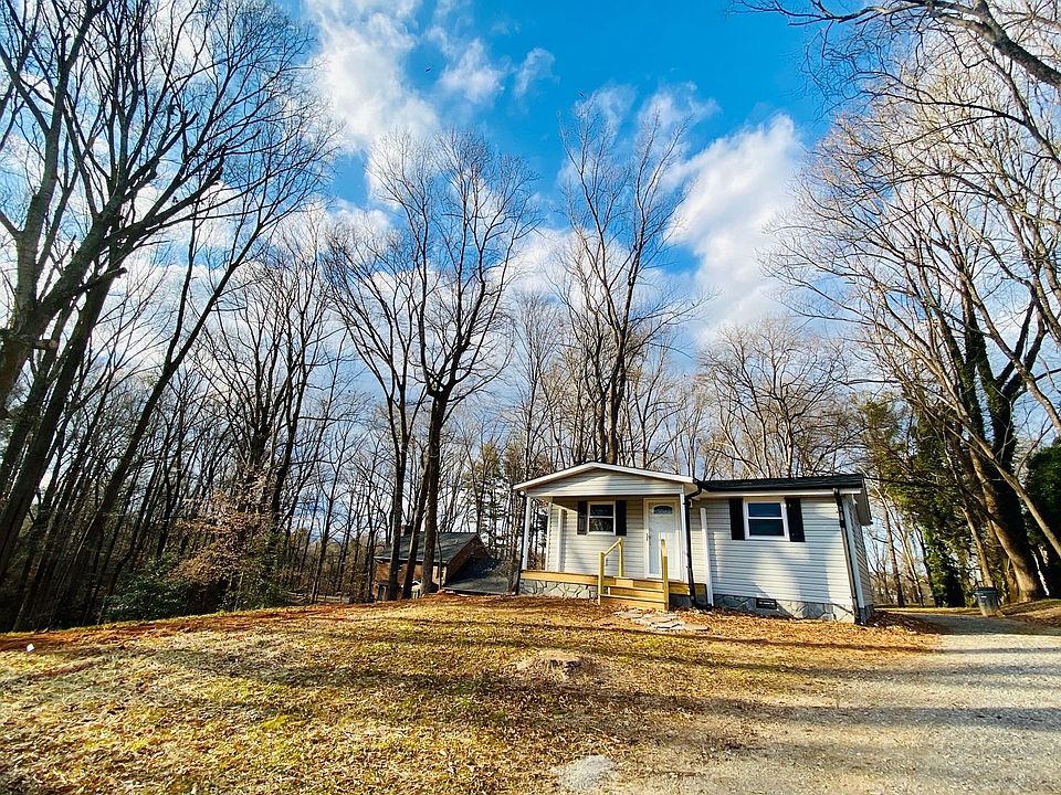 1st image of 512 Overlook Pl