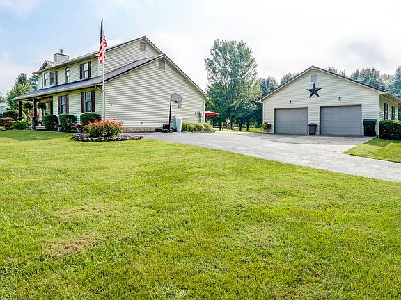 3rd image of 106 Spurgeon Ln