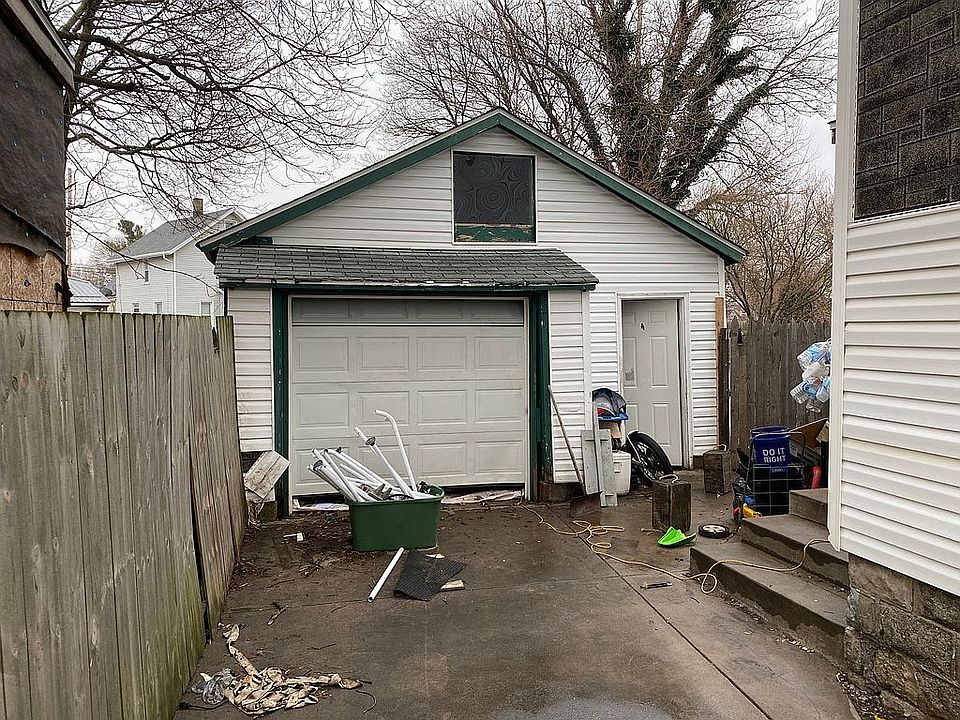 2nd image of 2409 McKinley Ave