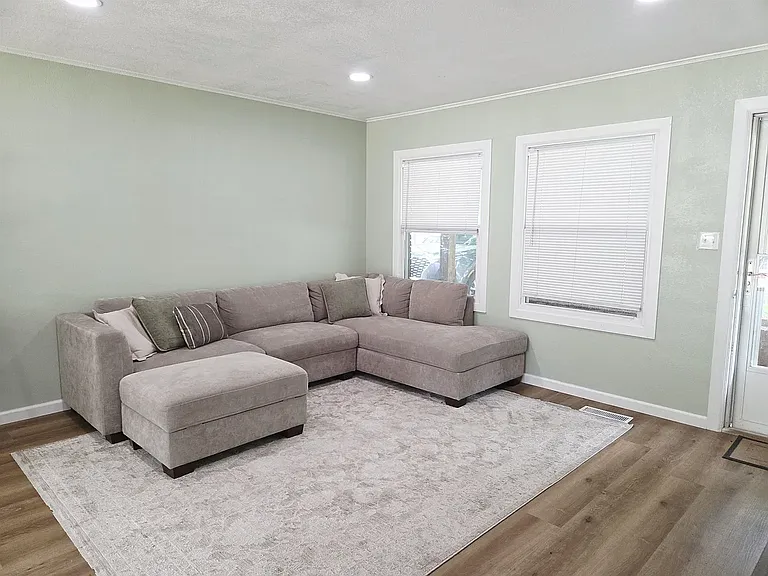 1801 Chickasaw Dr — Photo 25