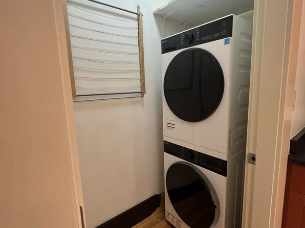 2 bedroom rental in Vancouver — photo 13