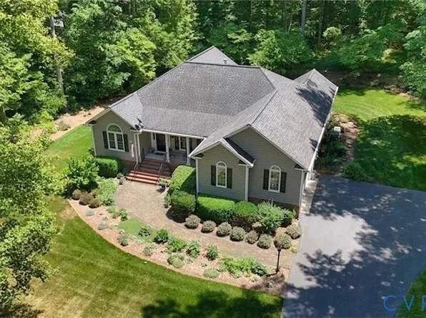 13998 Taylors Overlook Ct, Montpelier, VA 23192