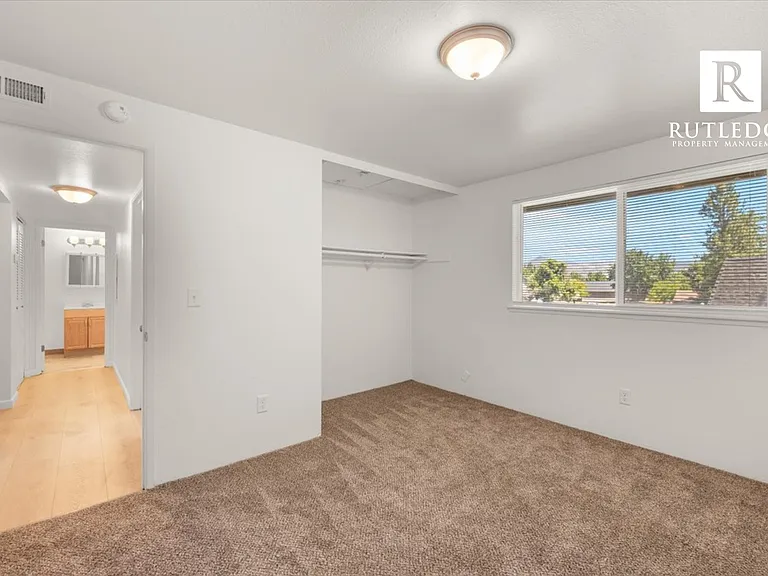 310 Independence Cir #A-D — Photo 10