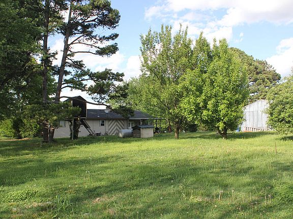 4th image of 5518 E Farm Road 168