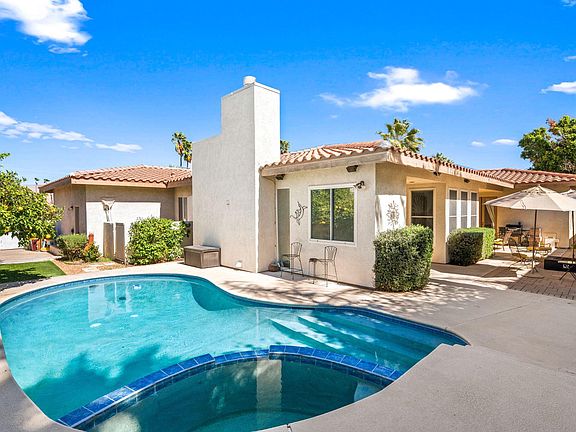 4th image of 79865 Camelback Dr