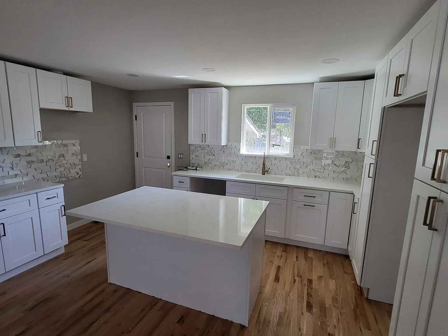 4 bed, 1500 sqft, $3,500 — Photo 1