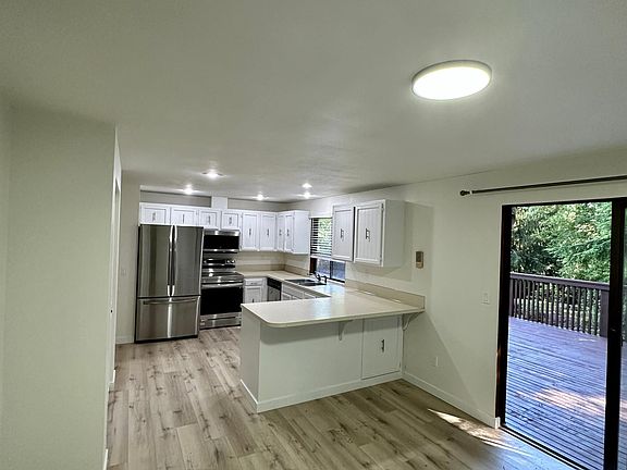 3rd image of 5904 228th St SE