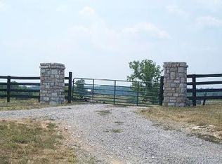 1597 Stratton Rd, Salvisa, KY 40372