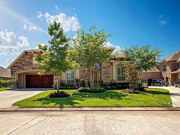 2nd image of 1207 Cornwall Way
