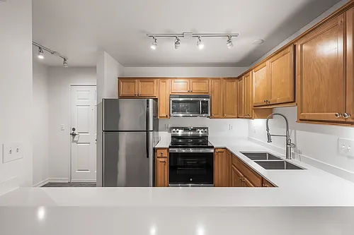 500 W Franklin Ave Photo 1