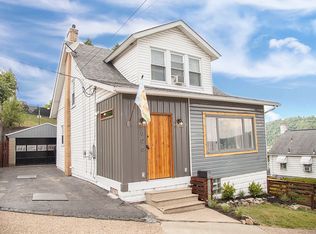 606 7th St, Charleroi, PA 15022