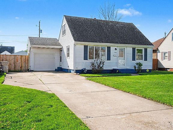 3rd image of 132 Walton Ave